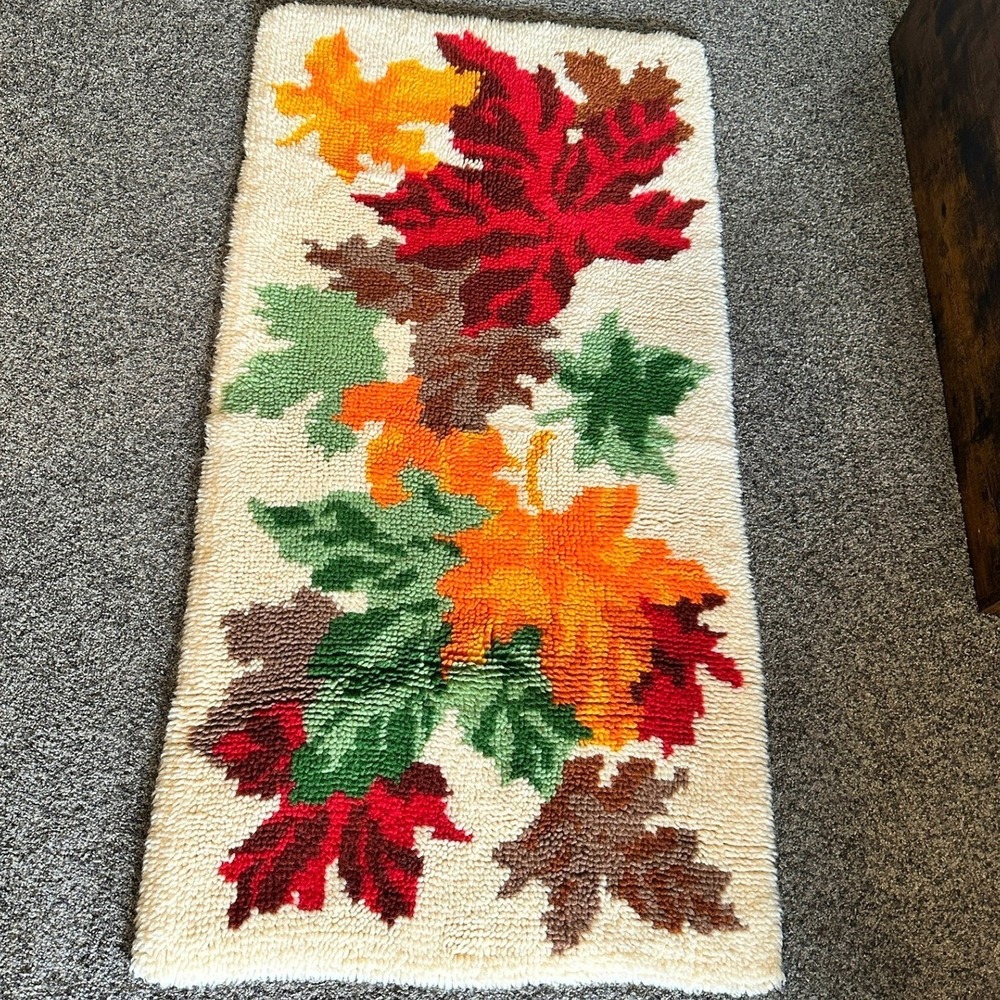 VTG 70's Latch Hook Rug/Wall Hanging 27x54 Autumnal Rustic Harvest Cottagecore - Picture 2 of 9